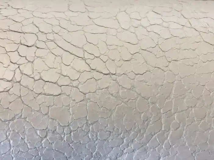 How to restore cracked leather 