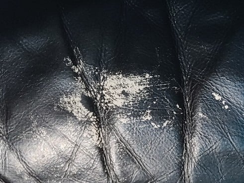 Seeking advice on how to change thread color of black pleather upholstery :  r/upholstery