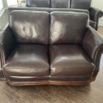 Picture of leather loveseat like new after Rub n Restore